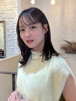 イデアル(Ideal)&nbsp;簡単イメチェン＊タイトなアレンジも可愛い外ハネミディ