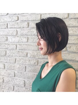 マルケ ドゥ マッシュ(MaruQuee de mashu) ネープレス黒髪ボブ