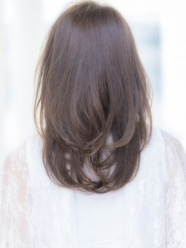 ヴィアラ 自由が丘(VIALA) 【VIALA 自由が丘】大人かわいい×柔らかさ