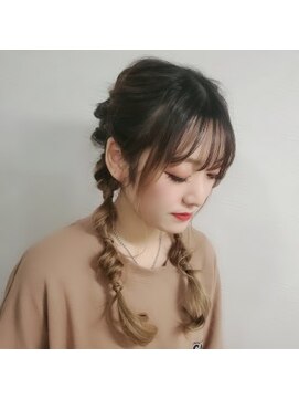 プライズ アイリス 池袋東口店(prize Iris) くるりんぱあみこみ風ツインテールアレンジ池袋東口