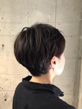 オッソ(OSSO) ウザバング丸みショート_外ハネボブアッシュブラウン