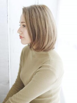 ナル 白山神社参道通り店(nalu) ハイトーンナチュラルボブ