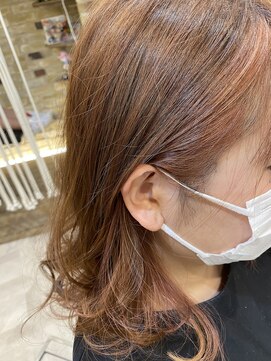 ヘアーサロン キー(Key) インナーカラー/イルミナカラー/ピンク/イヤリングカラー