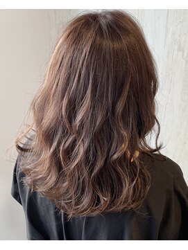 フラミューム 小田原(flammeum) ベージュカラー