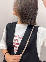 シカ 神戸三宮元町店(Cica) 切りっぱなし ボブ 抜け感 イヤリングカラー 透明感 三ノ宮