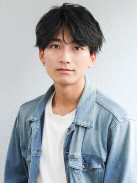 アフロート ディル(AFLOAT D'L) 韓国短髪ツーブロック束感モテる黒髪シークレットパーマ流行