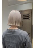 ハイライト　レイヤー ショートヘア　ボブ　くびれレイヤー 