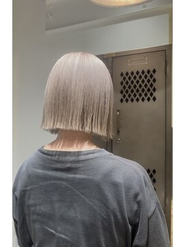 リフル 八王子(RIFULL) ハイライト　レイヤー ショートヘア　ボブ　くびれレイヤー