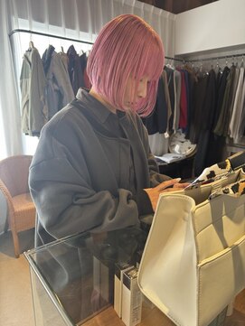 ニュード(niud) ミニボブ ＆ baby pink