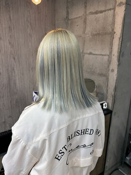 ラフィット 香椎(lafit) ブロンド×水色