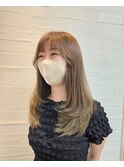 レイヤーカット×マロンベージュ