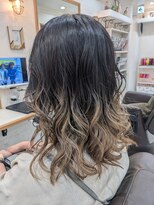 ラフューネ ヨコハマ(Raffune Yokohama)&nbsp;ミルクティーグラデーション//Raffune Yokohamaシホ