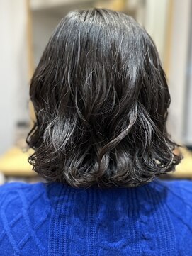 アピッシュ(apish 並木通り) 大きめパーマ