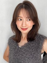 アグノス 青山(Agnos)&nbsp;大人ガーリーくびれヘアモテ髪サイドバング美髪ワンカール