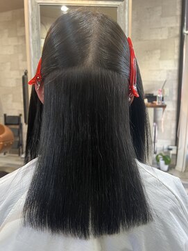 ハコ(H.A.Co) 縮毛矯正+オリーブカラー+カット+トリートメントです。