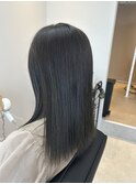 オリーブグレージュ