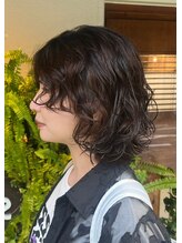 スクエアウーノ 博多(SQUARE*UNO HAKATA) 巻かずに決まる、こなれパーマ