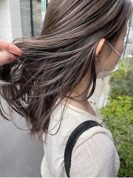 ループス(Roops) お洒落大人ハイライト♪ショコラアッシュヘルシースタイル見良津
