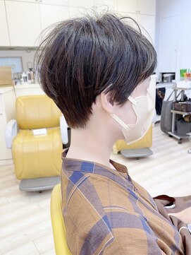 モリオ フロム ロンドン 成増店 【morio成増 セリザワ】おしゃれベリーショート