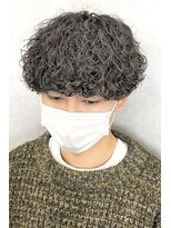 ササ ウメダ(33 UMEDA)&nbsp;大阪梅田ハイウェーブ波巻きスパイラルパーマ