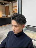 ツイストスパイラルパーマリバースアップバング黒髪短髪