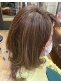 白髪ぼかしハイライト/ベージュ系カラー