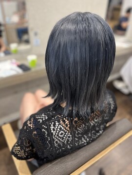 ロイ(ROY) シルバーネイビー【千葉駅美容室ROY】