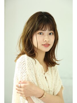 ガーランド (Garland) 大人ボブ/ショートボブ/マチルダボブ/ピンクベージュ/卵型