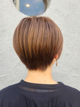 エゼル(Esell) ショート 1