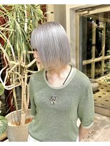 ヲタク(wotaku.)&nbsp;シルバーカラーホワイトシルバーハイトーンボブホワイトブリーチ