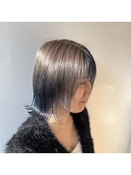 アカヒゲ 新札幌店(AKAHIGE) 寒色ハイトーン