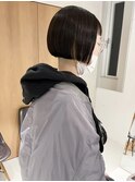 "久保田"刈り上げぱつっとミニボブ地毛風縮毛矯正ストレート