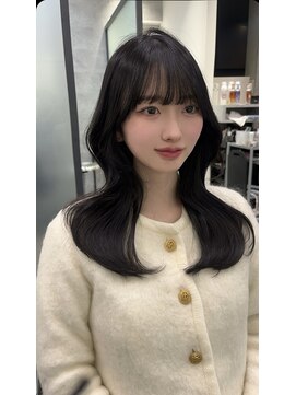 リッカ(LICCA) (licca内堀)韓国ヘア×レイヤーカット×ブルーブラック