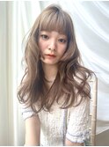 ナチュラルくびれウェーブワイドバングレイヤーカット