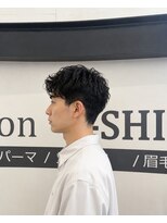 ビーシャイン(B-SHINE) メンズパーマ/メンズカット/シェービング/眉毛/メンズサロン