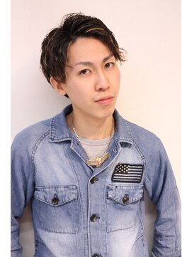 リア(Lia by KENJE) Lia by KENJE＆對馬英傑　　アップバングメンズショート