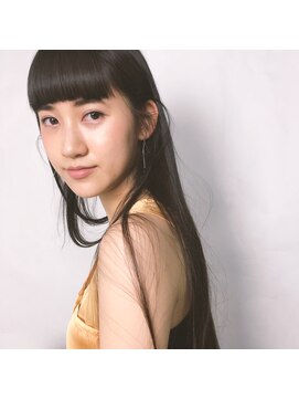 ラグゼ(Luxe) ツヤ髪なびく…モードなロングヘア。【Luxe高橋 あや】