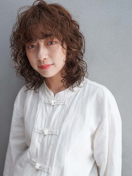 カンナ(Canna) エアリーミディ/ショートパーマ/黒髪/ホワイトアッシュ/TOKIO