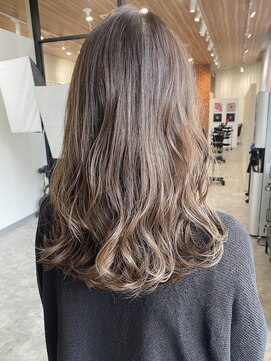 アットラップレーヴ(attrape-reve) 【attrape-reve】大人可愛い☆愛され透明感グレージュアッシュ