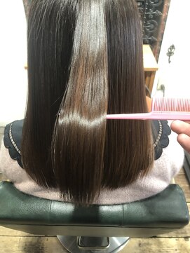 クオーレ(CUORE) ツヤツヤストレート