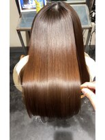 エヴリンアンドペイジ(Evelyn&paige)&nbsp;髪質改善×艶髪〈神戸元町〉