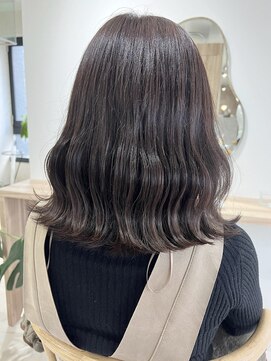 オリ 仙台(Oli) 着物ヘア/ダークアッシュ/ミディアムレイヤーカット［仙台］