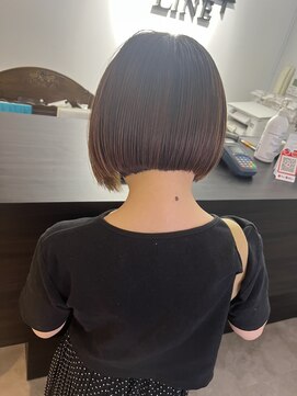 グランドライン(GRAND LINE) キレイにまとまるスッキリボブ