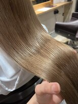 アルーシェ 新宿店(Alushe)&nbsp;ミルクティーベージュ×髪質改善