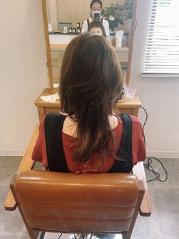 【髪質改善】髪と地肌を守るプライベートサロン”高橋美容院”で10年後も美しい美髪を創る。