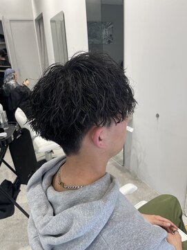 イリ(iLi) 【iLi×HIRAI】メンズミックスパーマ《立川美容室》