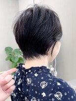 アイドットプラスサッポロ 札幌(i.+SAPPORO)&nbsp;小顔に見えるショート前髪イメチェンネビージュ黒髪白髪ぼかし