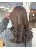 寒色すぎないオリーブベージュ