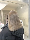 ミルキーベージュ　ダブルカラー　ハイトーン
