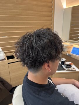 無造作ツイストスパイラルパーマ